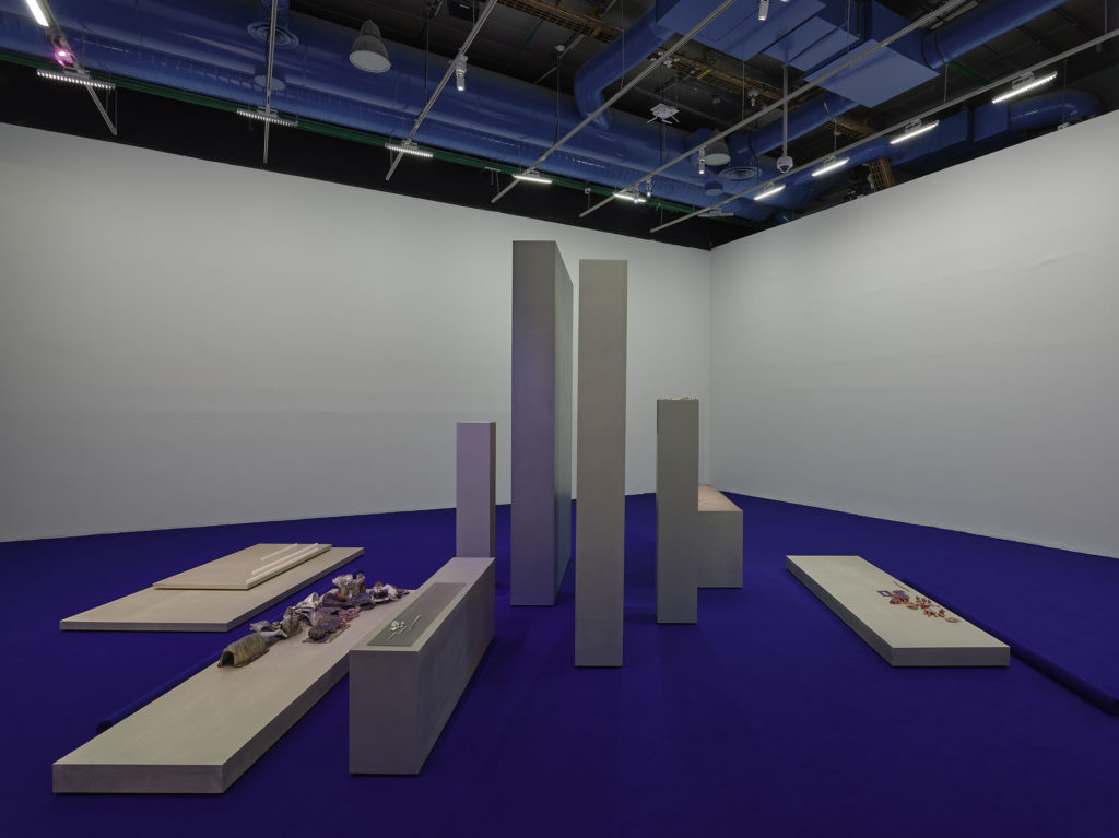 Prix Marcel Duchamp 2021, Isabelle Cornaro © Centre Pompidou, 2021, Photo Bertrand Prévost