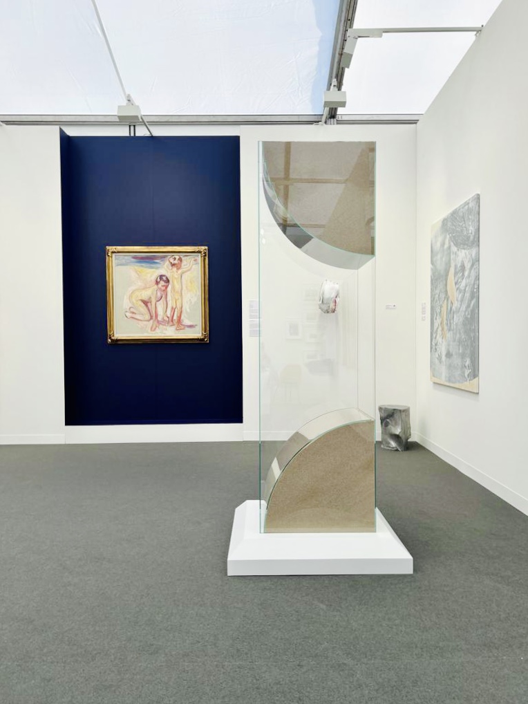 Galerie Poggi, Paris Plus par Art Basel, 2022. Courtesy Galerie Poggi