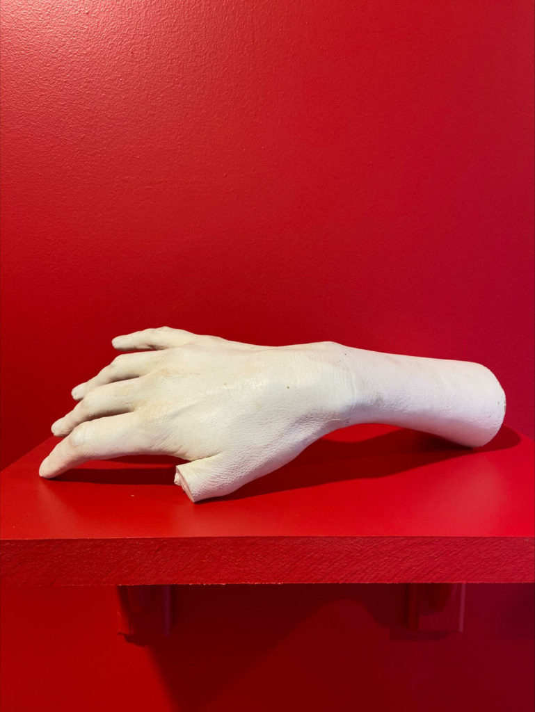 John DeAndrea, Hand, Plaster © Margot Montigny