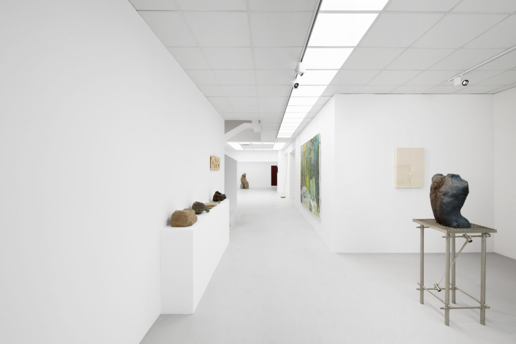 Galerie Poggi, La Première Pierre, octobre 2023 © Aurélien Mole