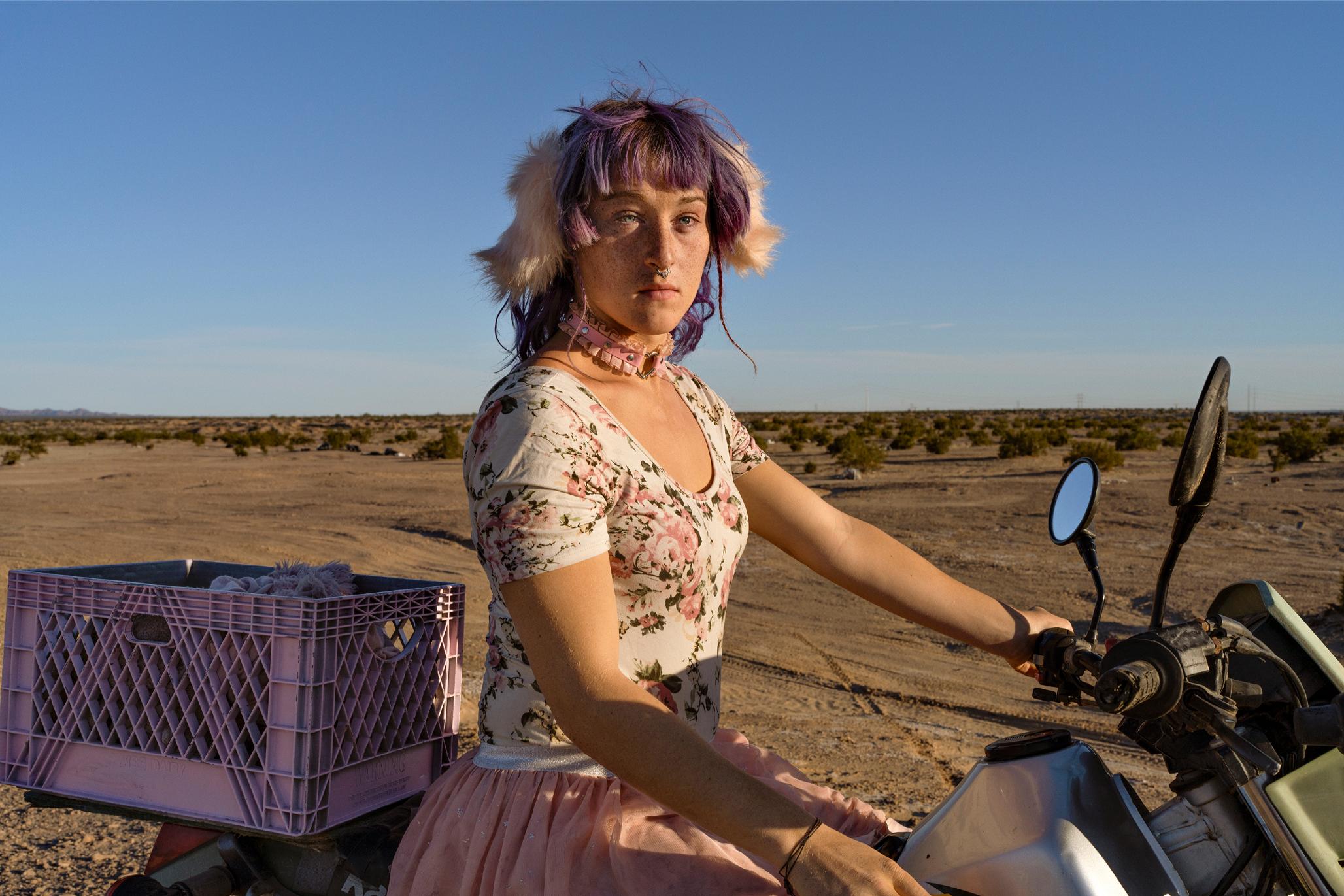 Laura Henno, Barbarella, Slab City (USA), 2024