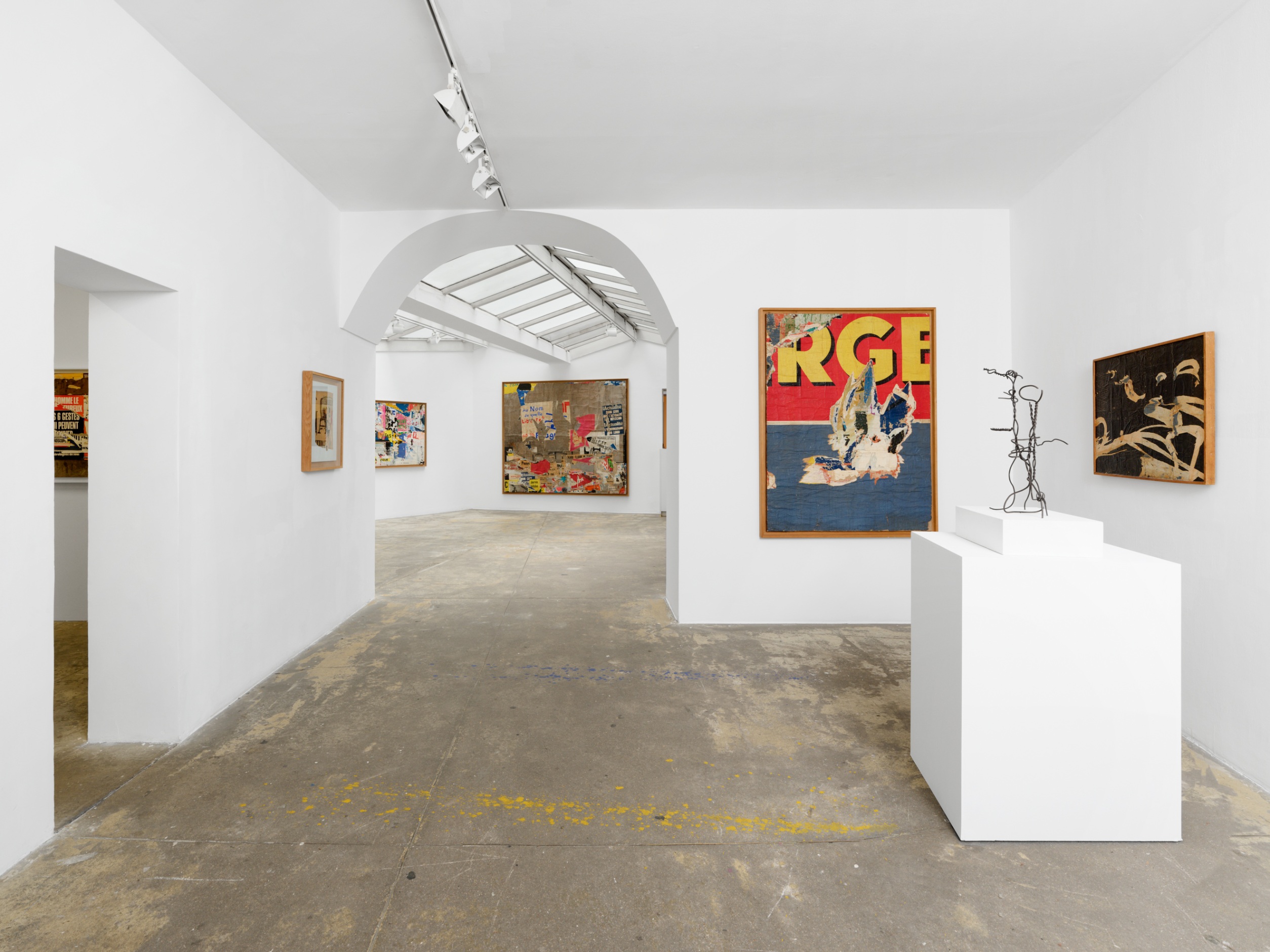 Galerie Vallois, Jacques Villeglé, le flâneur, Septembre 2026 © Aurélien Mole
