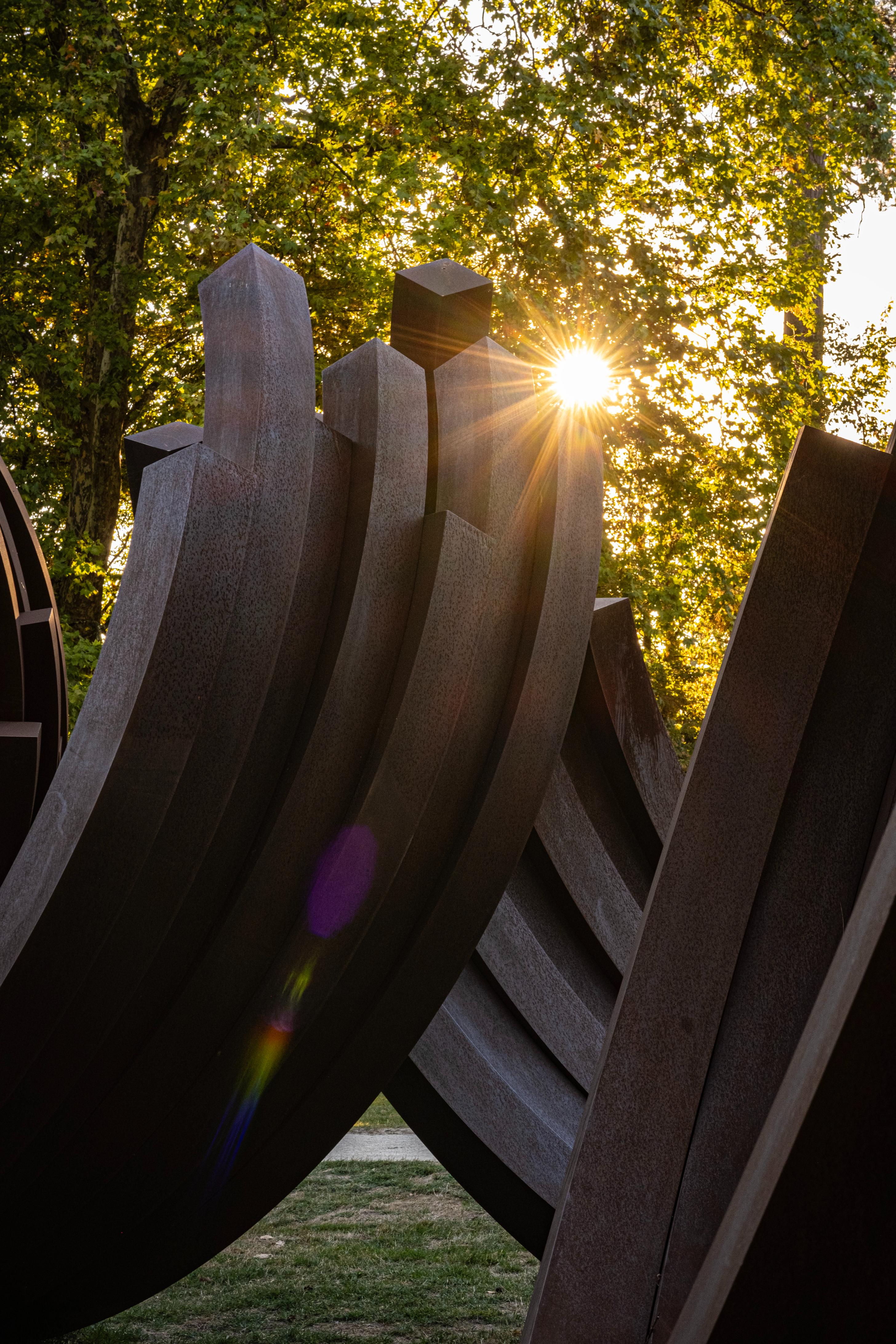 Clos Lucé, installation de Bernar Venet, Septembre 2026 © CLAD - THE FARM